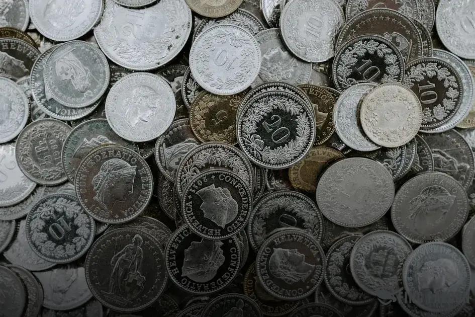 How to Create a Budget for a Family of Four: Essential Tips
